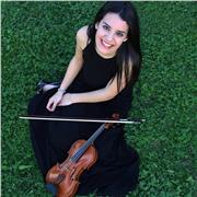Se ofrecen clases de violín y lenguaje musical